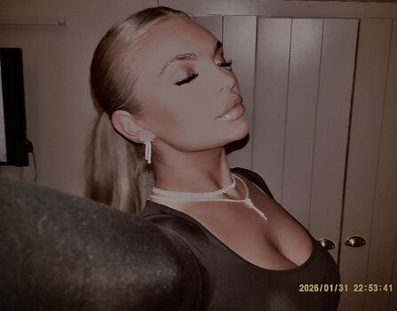 Full leaked Lois rae private onlyfans photo