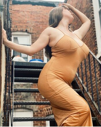 Full leaked Loisplz private onlyfans photo