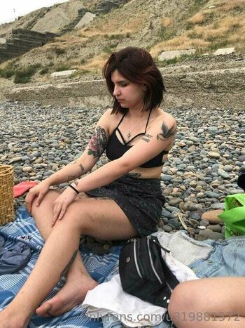 Full leaked Lola deinnn private photo