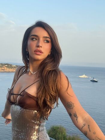 Full leaked Lola indigo private photo