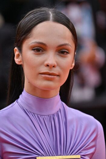 Full leaked Lola le lann private photo