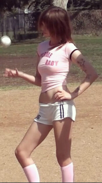 Full leaked Lolabllue private onlyfans photo