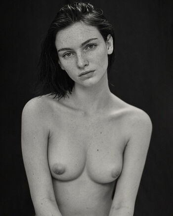 Full leaked Lolagonzlez private onlyfans photo