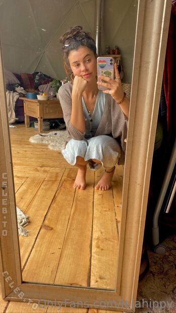 Full leaked Lolahippy private photo