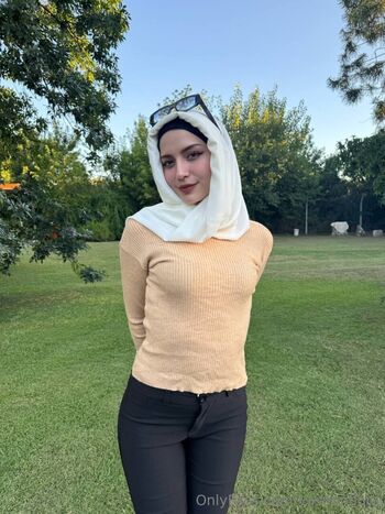 Full leaked Lolalala private onlyfans photo