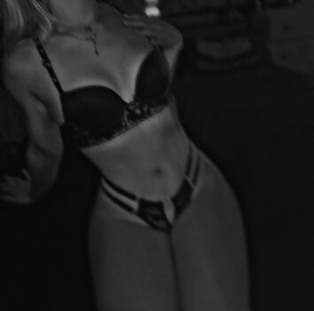 Full leaked Lolalixx private onlyfans photo