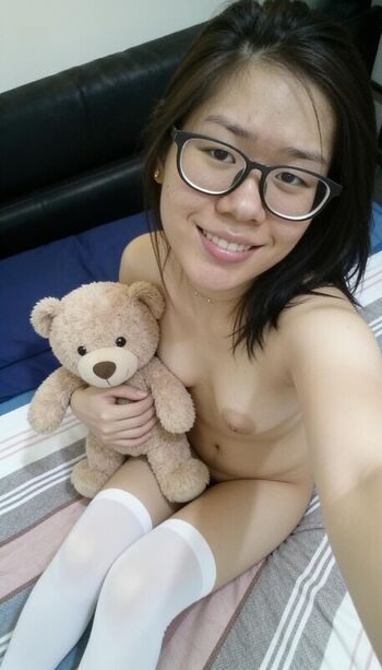 Full leaked Lolidreams private photo
