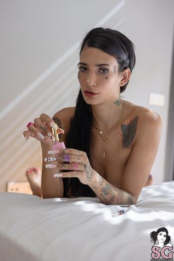 Full leaked Lolitta private photo
