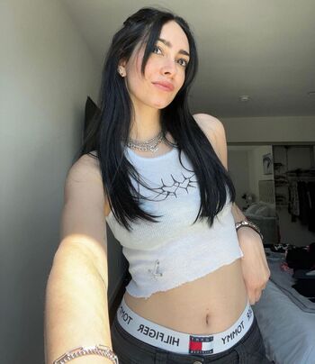 Full leaked Makena larson/ private photo