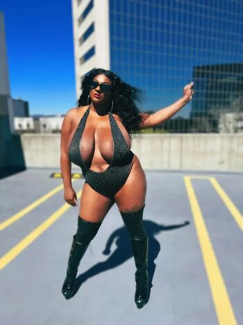 Full leaked Londynnvega private onlyfans photo