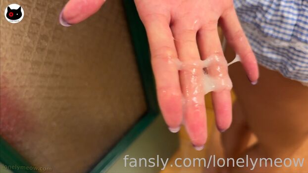 Full leaked Lonelymeow page private onlyfans photo