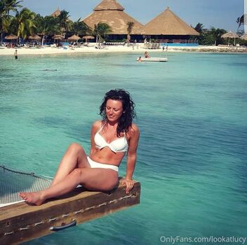 Full leaked Lookatlucyvip private onlyfans photo