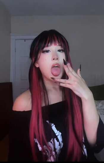 Full leaked Looksbyvee page private onlyfans photo