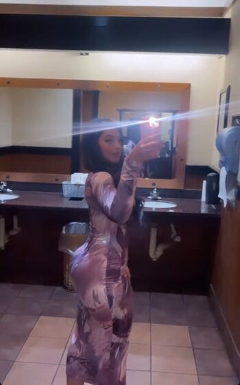 Full leaked Loomi xo private onlyfans photo