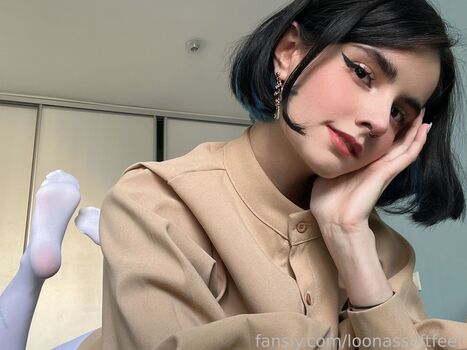 Full leaked Loonassoftfeet  page private photo