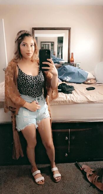 Full leaked Loovee seeniaa private onlyfans photo