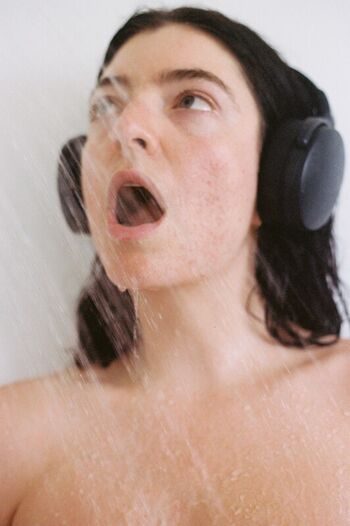 Full leaked Lorde  page private photo