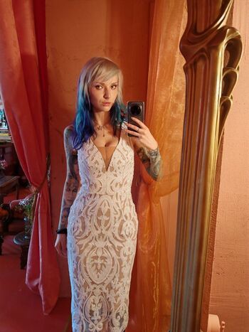 Full leaked Lorelaye private onlyfans photo