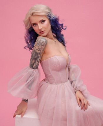 Full leaked Lorelaye private onlyfans photo