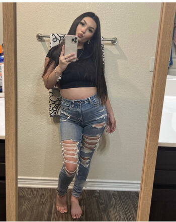 Full leaked Loreliarory private onlyfans photo