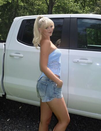 Full leaked Loren gray page private photo