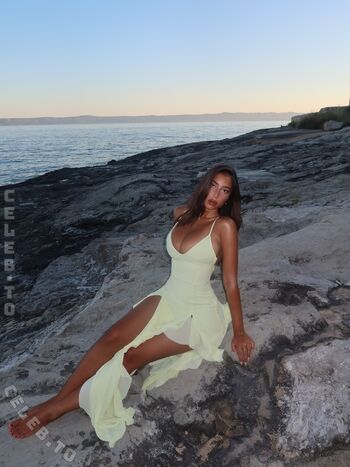 Full leaked Lorena sim private photo