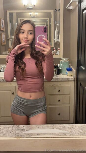 Full leaked Lorenbailey private onlyfans photo
