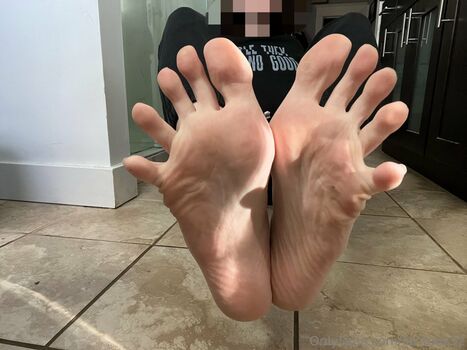 Full leaked Loritoes private onlyfans photo