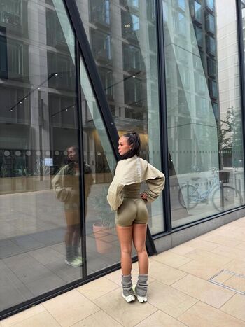 Full leaked Lottie hutton private photo