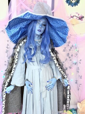 Full leaked Lotusjayne private photo