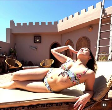 Full leaked Louisaxirzo private photo