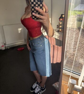 Full leaked Louiselaingx private onlyfans photo