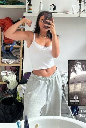 Full leaked Loupiote private onlyfans photo