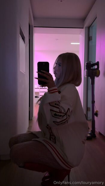 Full leaked Louryamory private onlyfans photo