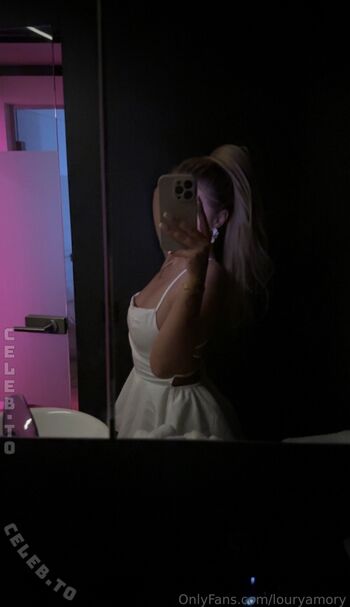 Full leaked Louryamory private photo