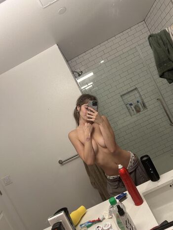 Full leaked Lovealot private photo