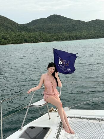 Full leaked Lovelovellp private photo