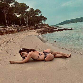 Full leaked Lovely ass private photo