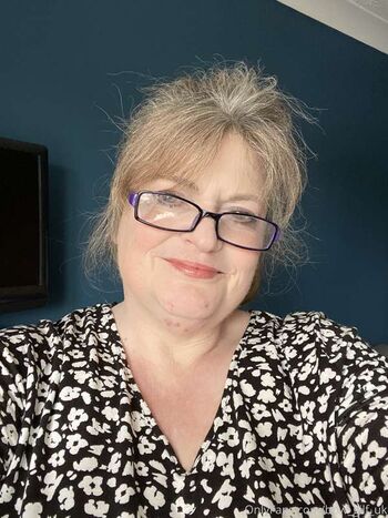 Full leaked Lovely lisa vip private onlyfans photo