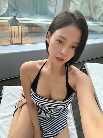 Full leaked Lovelyjoohee page private photo