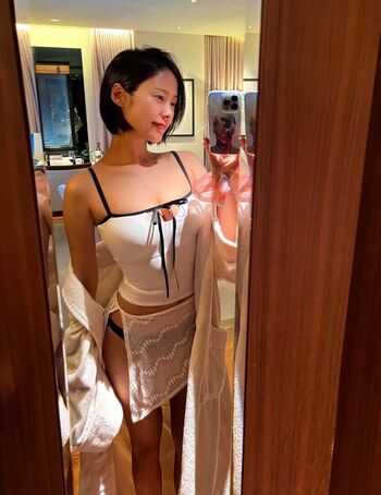 Full leaked Lovelyjoohee page private photo