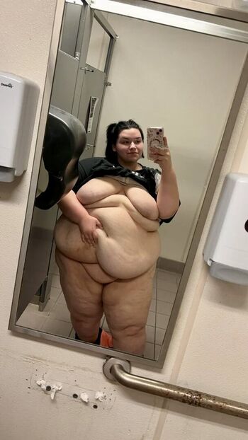 Full leaked Lovelymayflowers private onlyfans photo