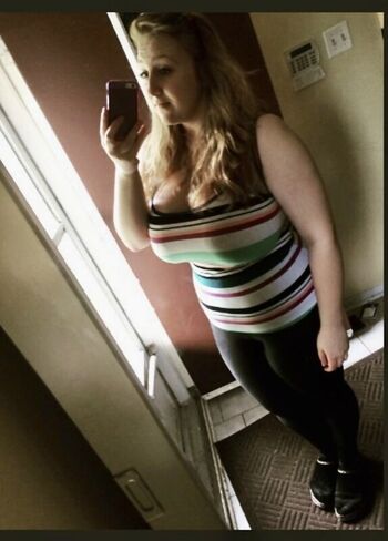Full leaked Lovemesweet xo private photo