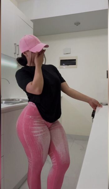 Full leaked Loverllyc private onlyfans photo