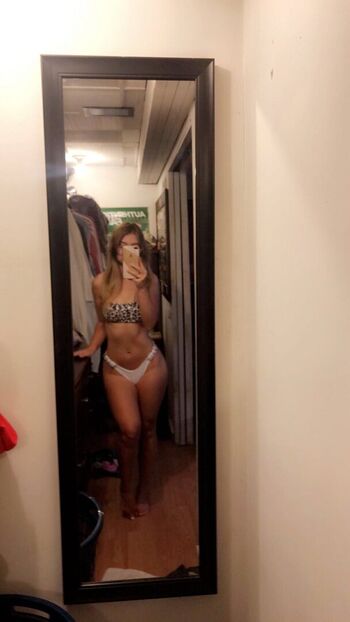 Full leaked Lovinlikelyssa private photo