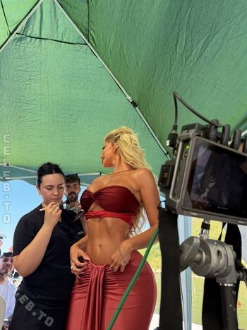 Luana Vjollca