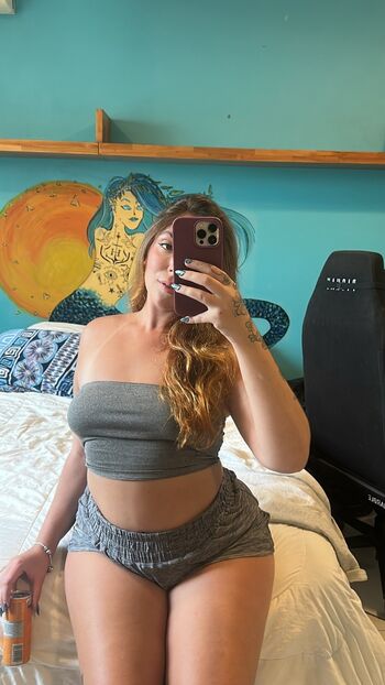 Full leaked Lubertolla private onlyfans photo