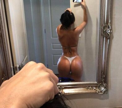 Full leaked Lucciana beynon private photo