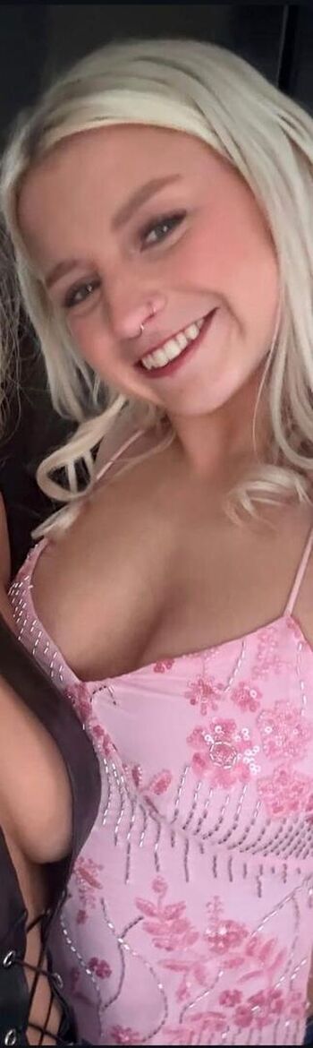 Full leaked Luceoliviaxo private onlyfans photo