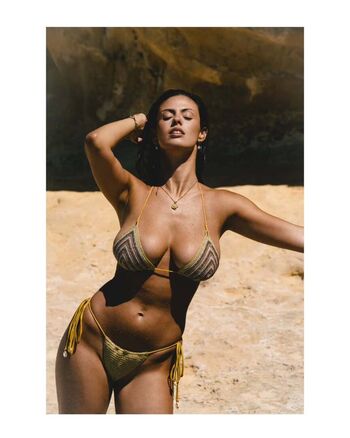 Full leaked Lucia aginard private photo